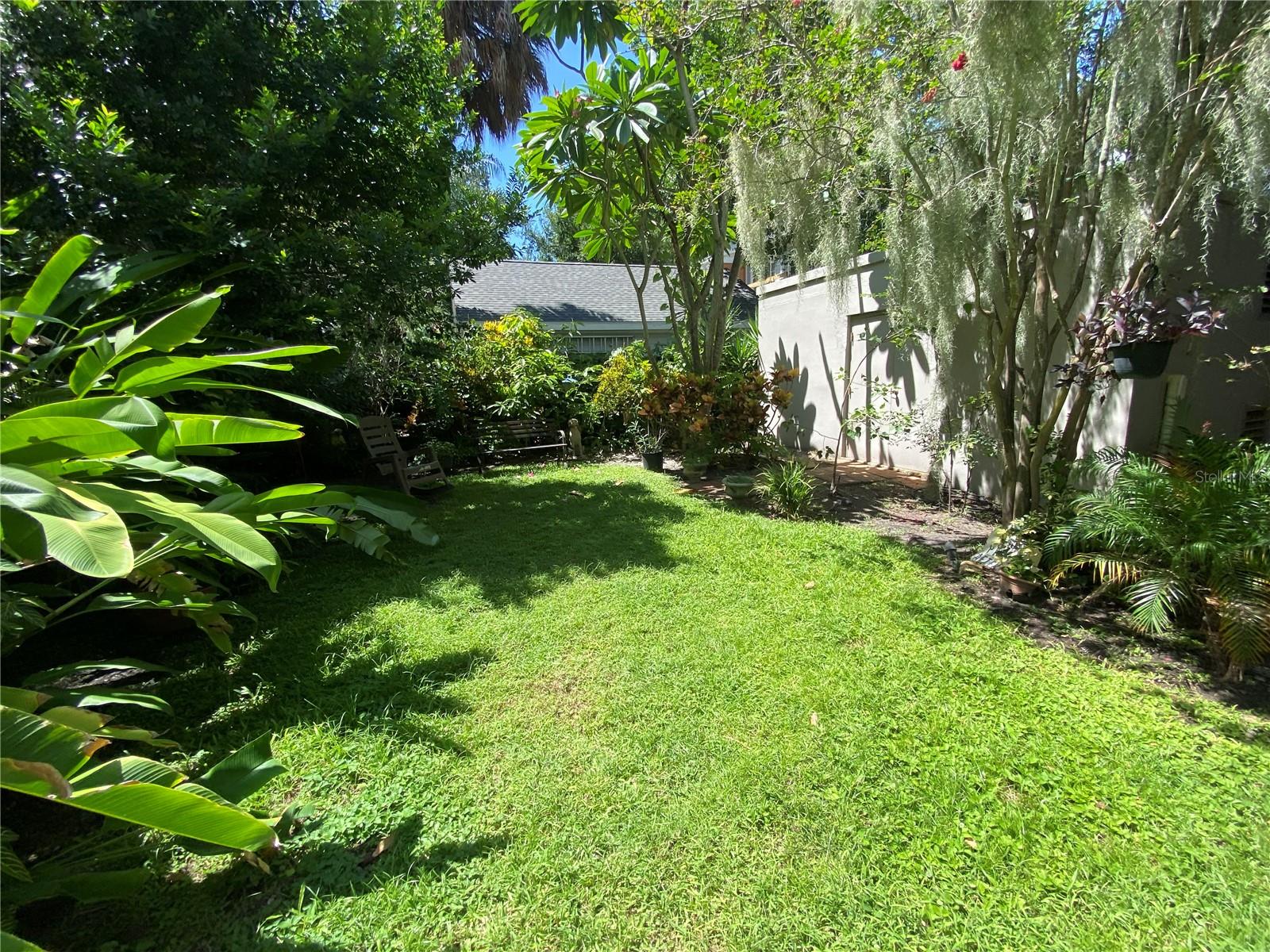 THE PINNACLE APTS A CONDO - Residential Lease