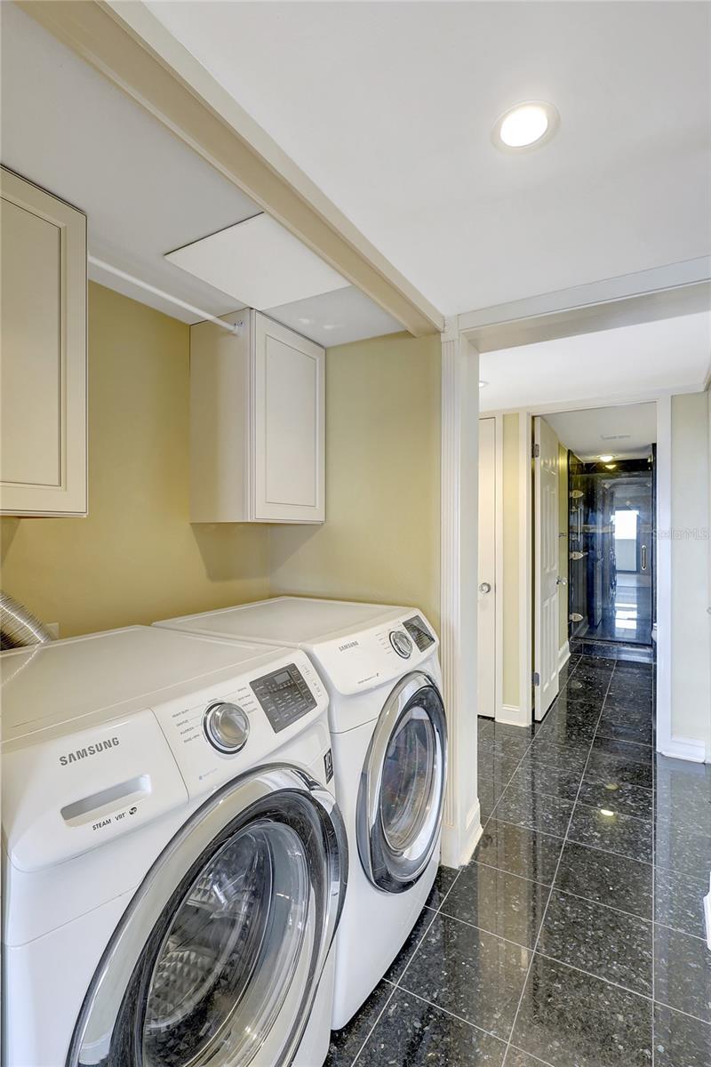 THE PINNACLE APTS A CONDO - Residential Lease