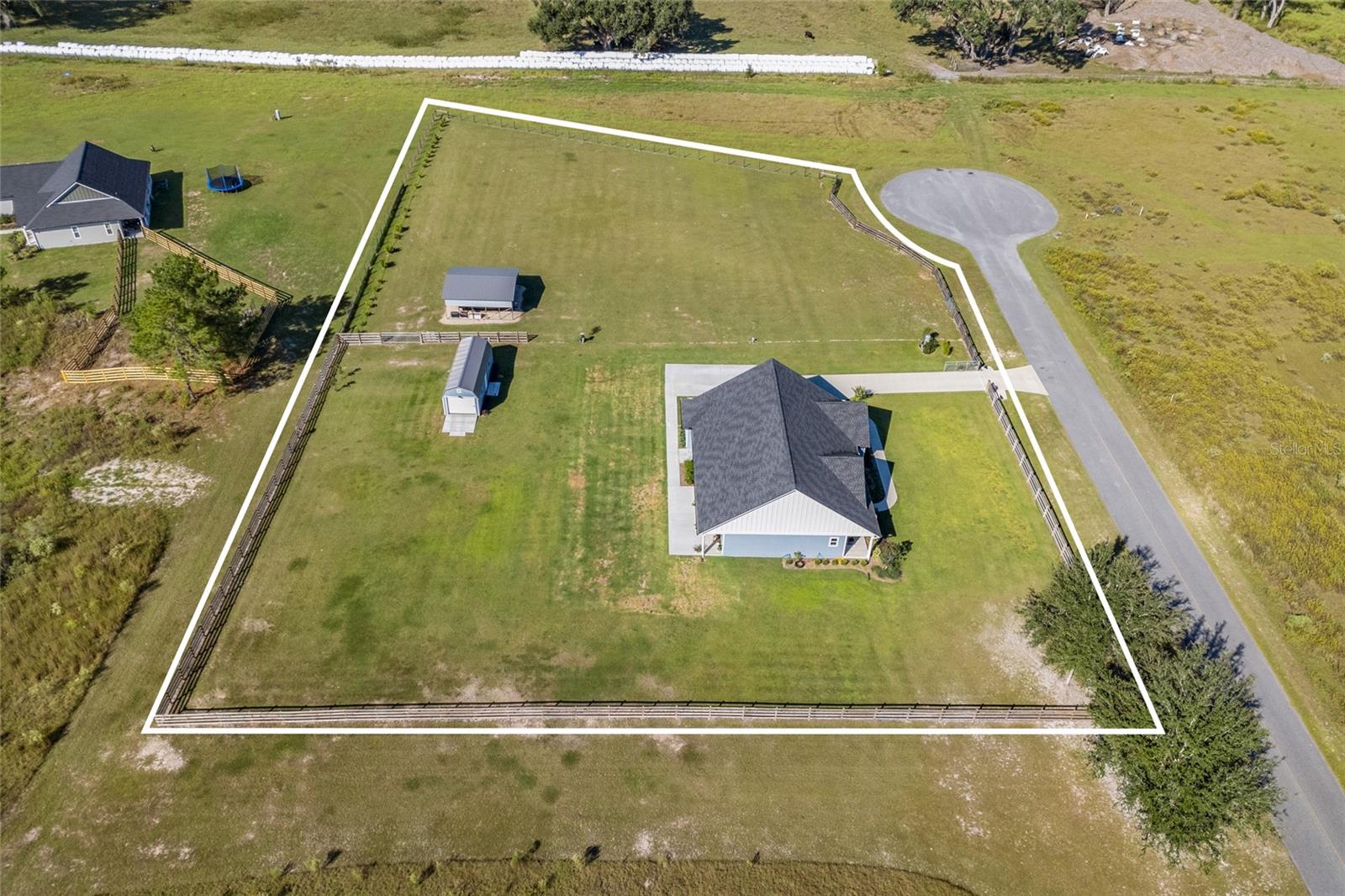 EAGLES PONTE - Residential