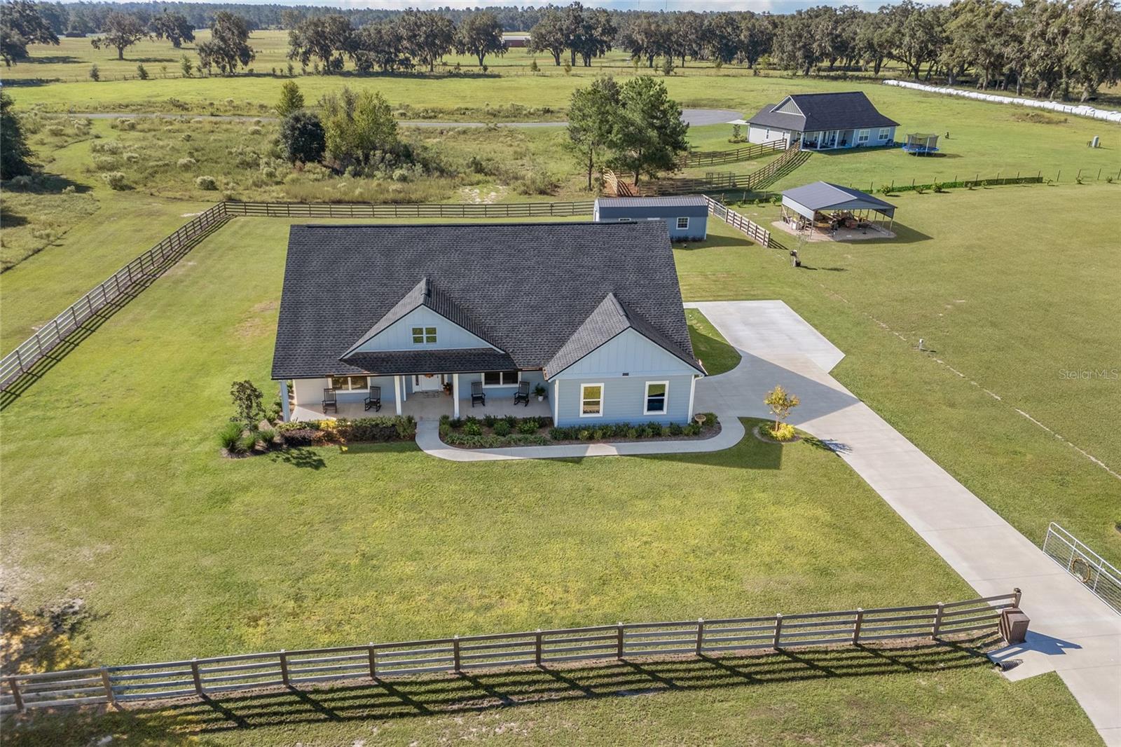 EAGLES PONTE - Residential