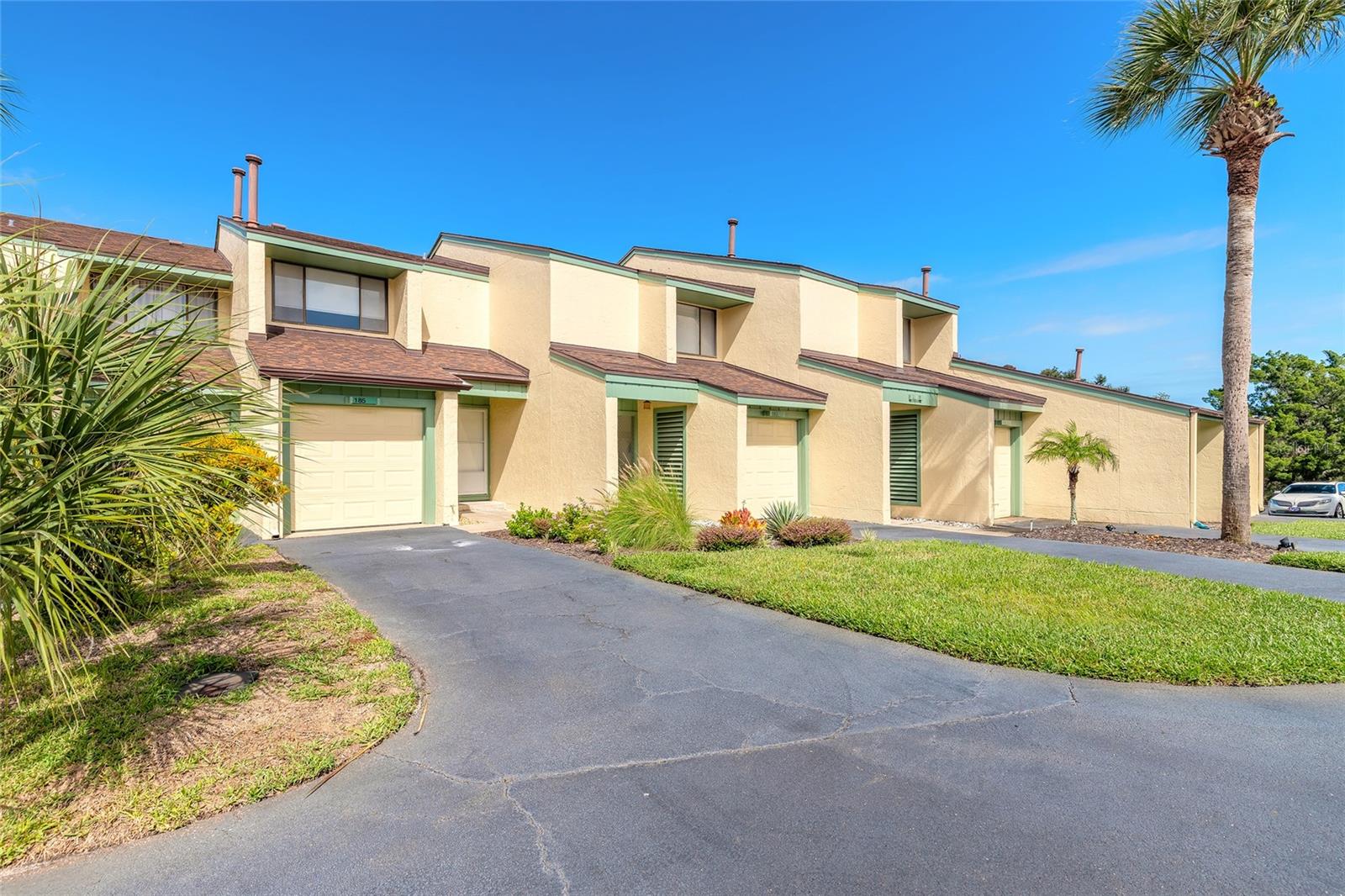 SUGAR MILL GOLF TWNHS CONDO - Residential