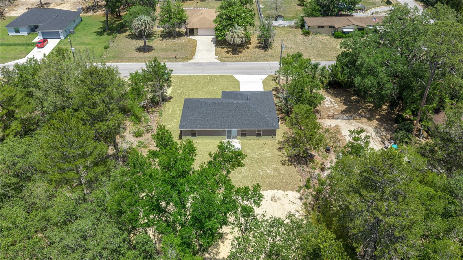 RAINBOW LAKES ESTATE - Residential