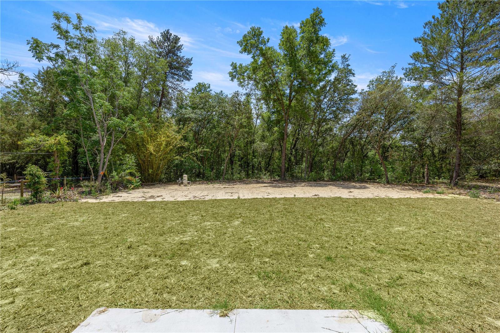 RAINBOW LAKES ESTATE - Residential