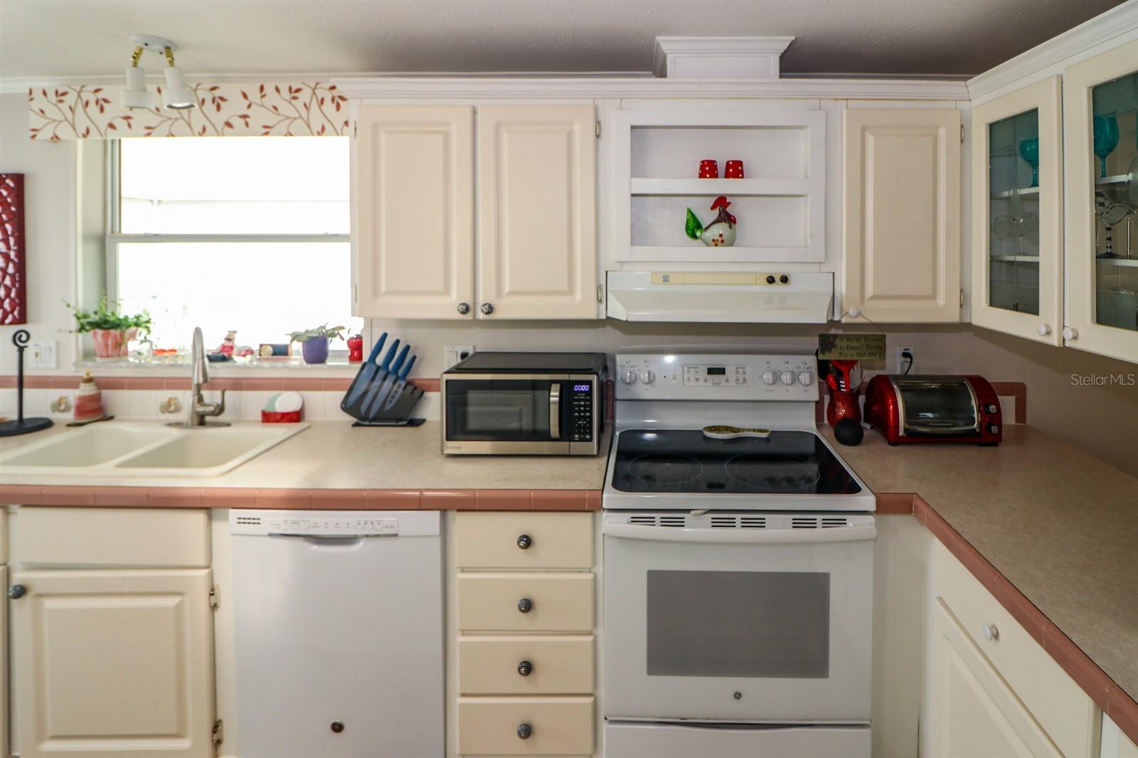 VENTURA LAKES - Residential