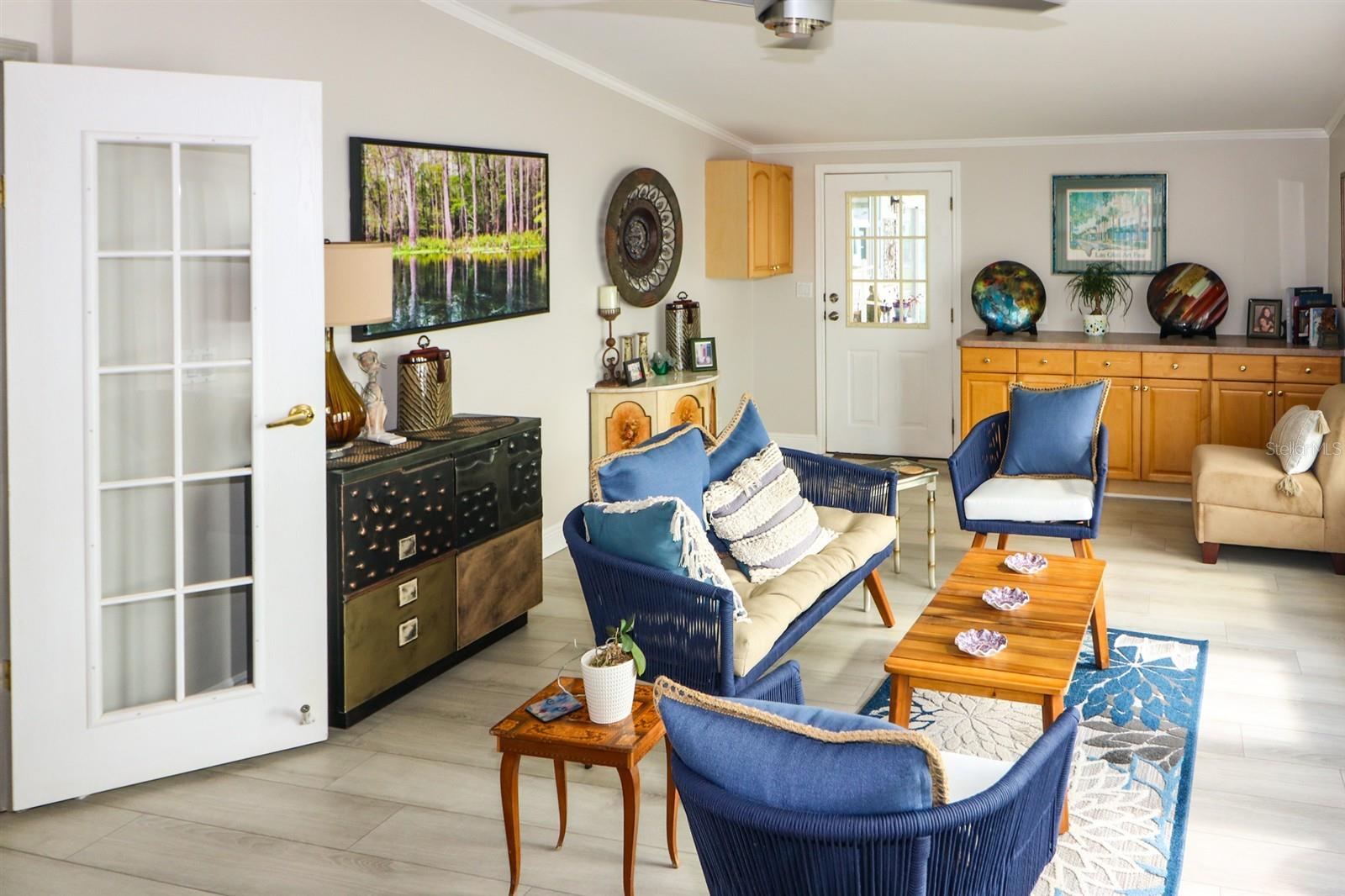 VENTURA LAKES - Residential