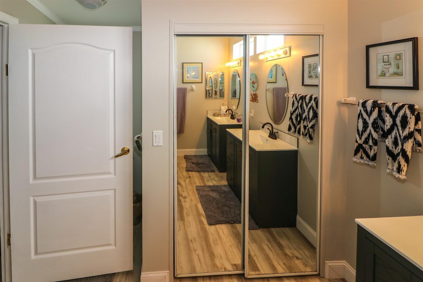 VENTURA LAKES - Residential