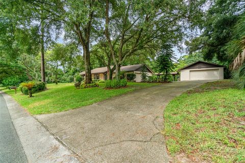 A home in LONGWOOD