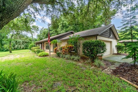 A home in LONGWOOD