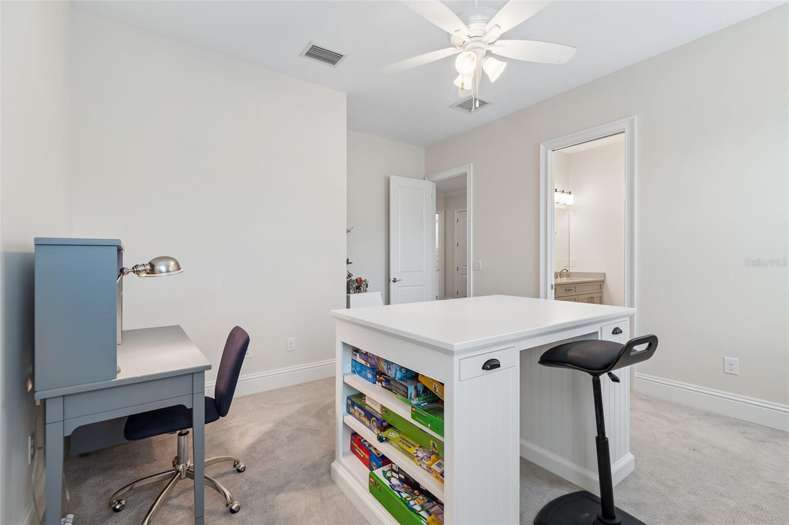 MARYLAND MANOR 2ND UNIT - Residential