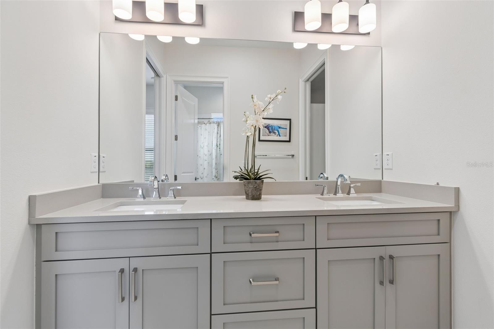 MARYLAND MANOR 2ND UNIT - Residential