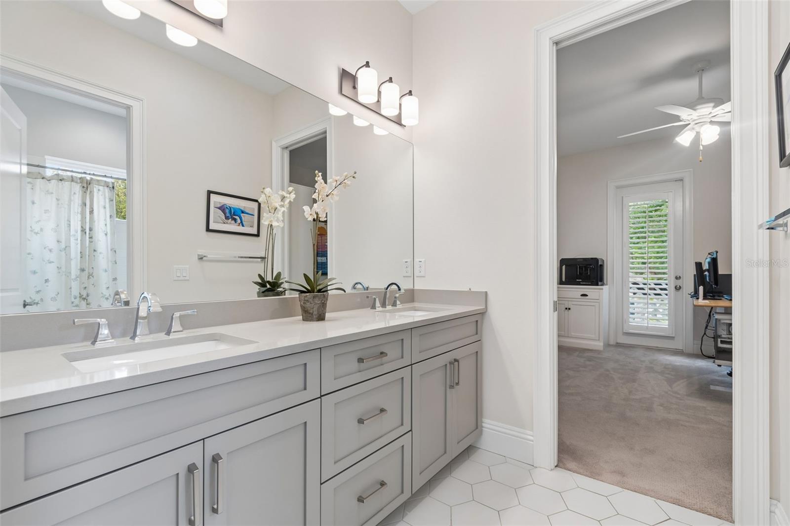 MARYLAND MANOR 2ND UNIT - Residential