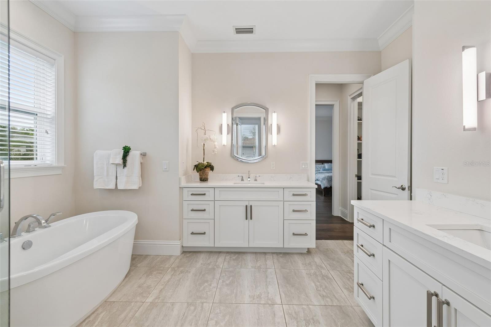 MARYLAND MANOR 2ND UNIT - Residential