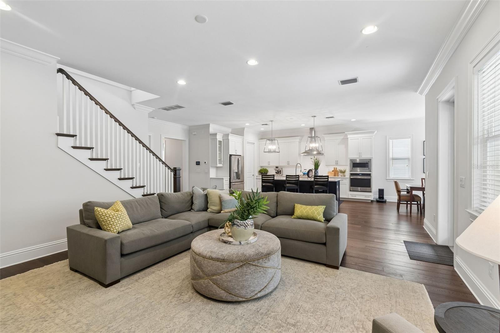 MARYLAND MANOR 2ND UNIT - Residential