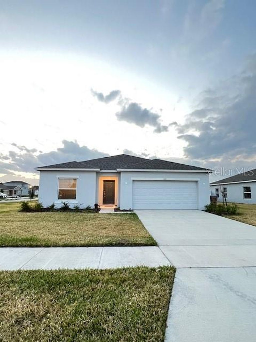 Photo of 200 Aquamarine Lane, Kissimmee, FL 34758 (MLS # S5145690)
