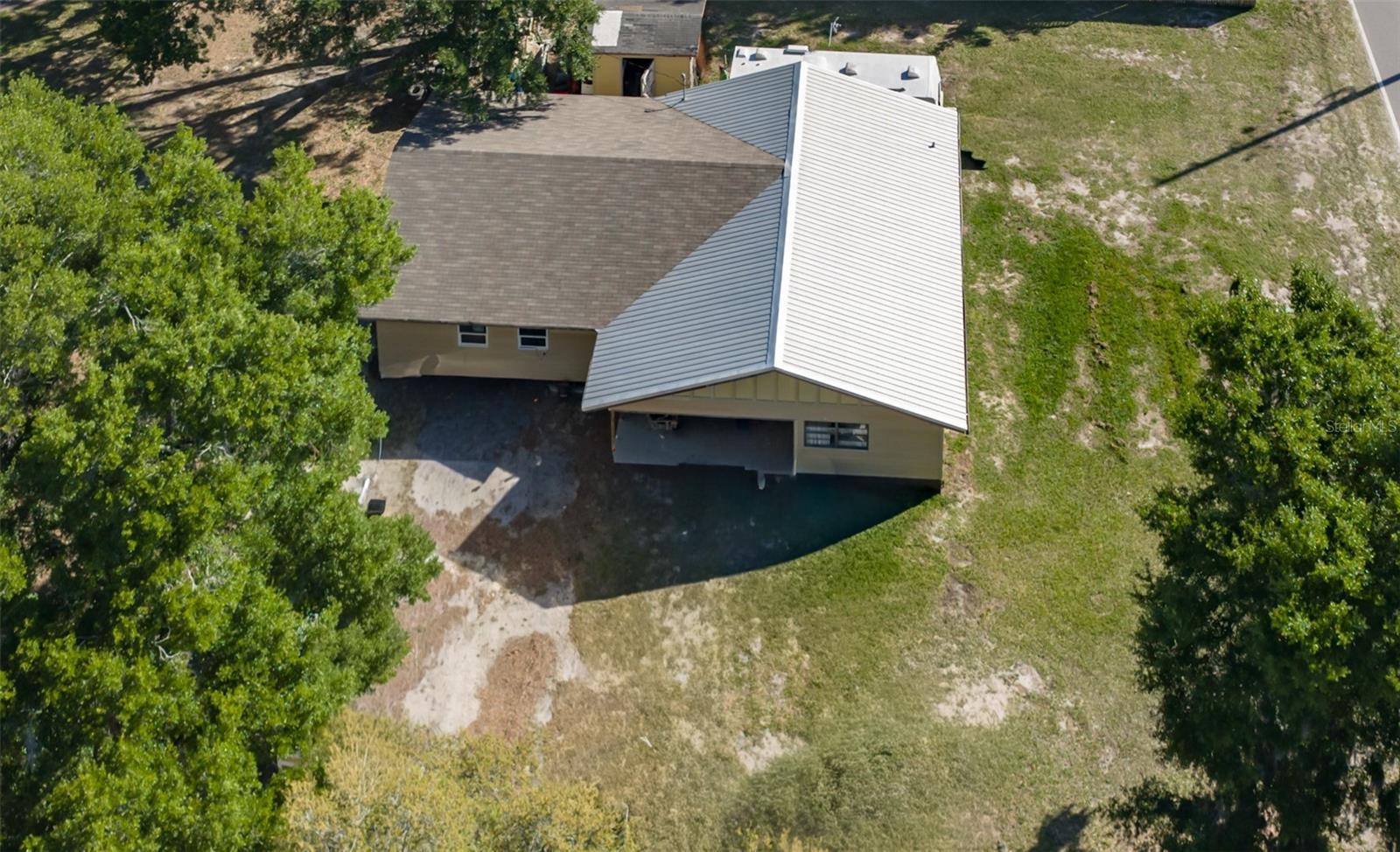 WEST LAKE WALES - Residential