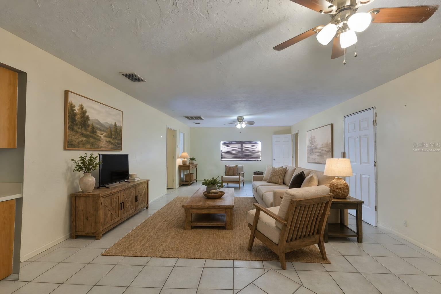 WEST LAKE WALES - Residential