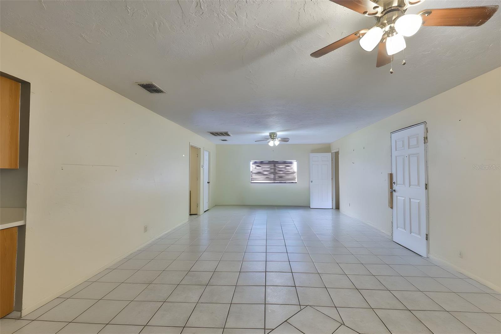 WEST LAKE WALES - Residential