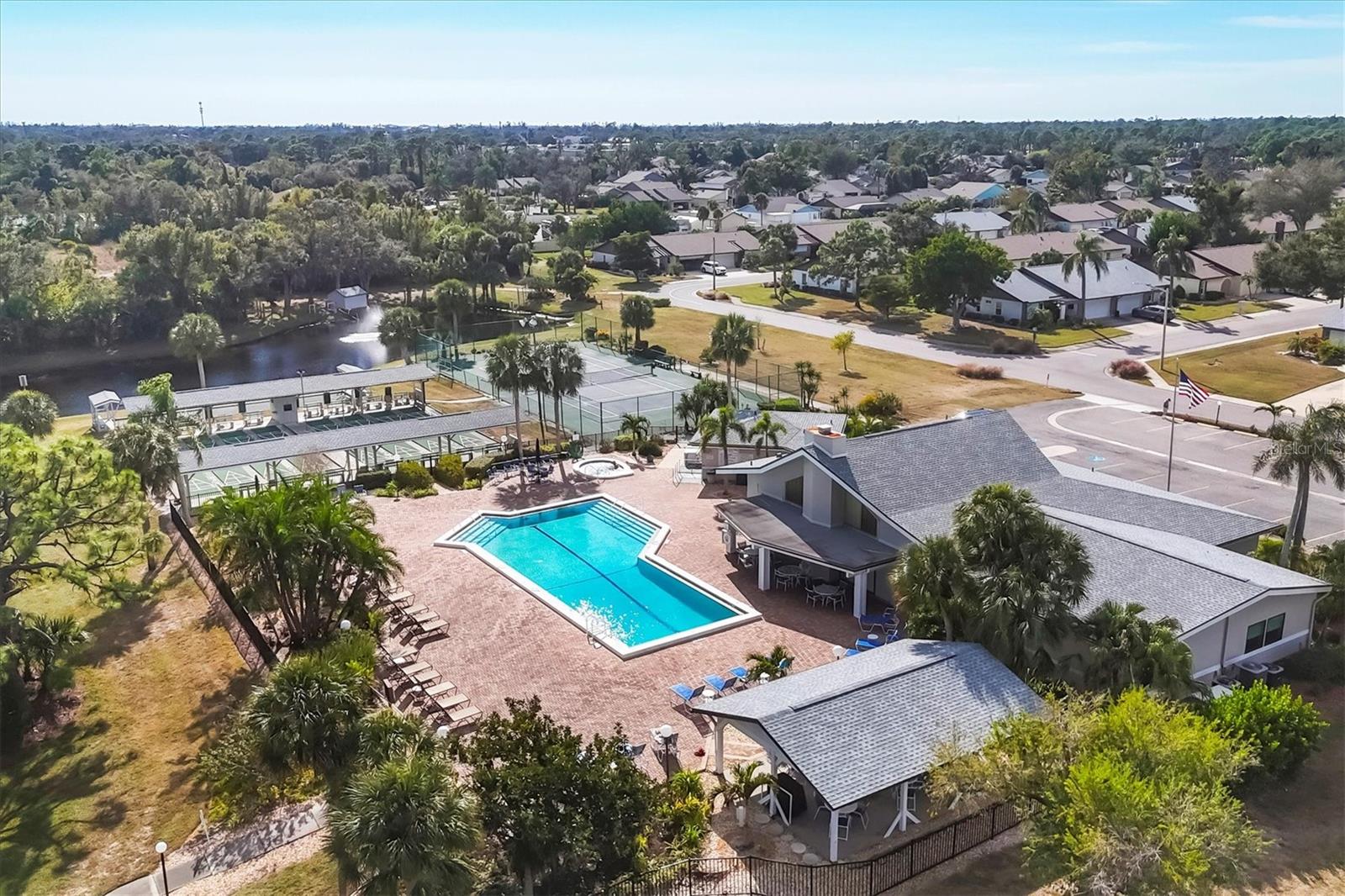 FOXWOOD - Residential