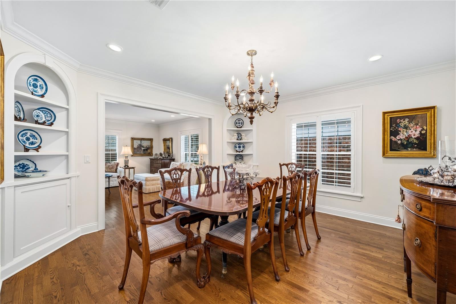 WILLIAMSBURG CONDOMINIUM - Residential