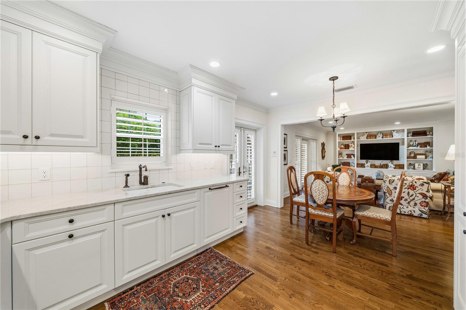 WILLIAMSBURG CONDOMINIUM - Residential