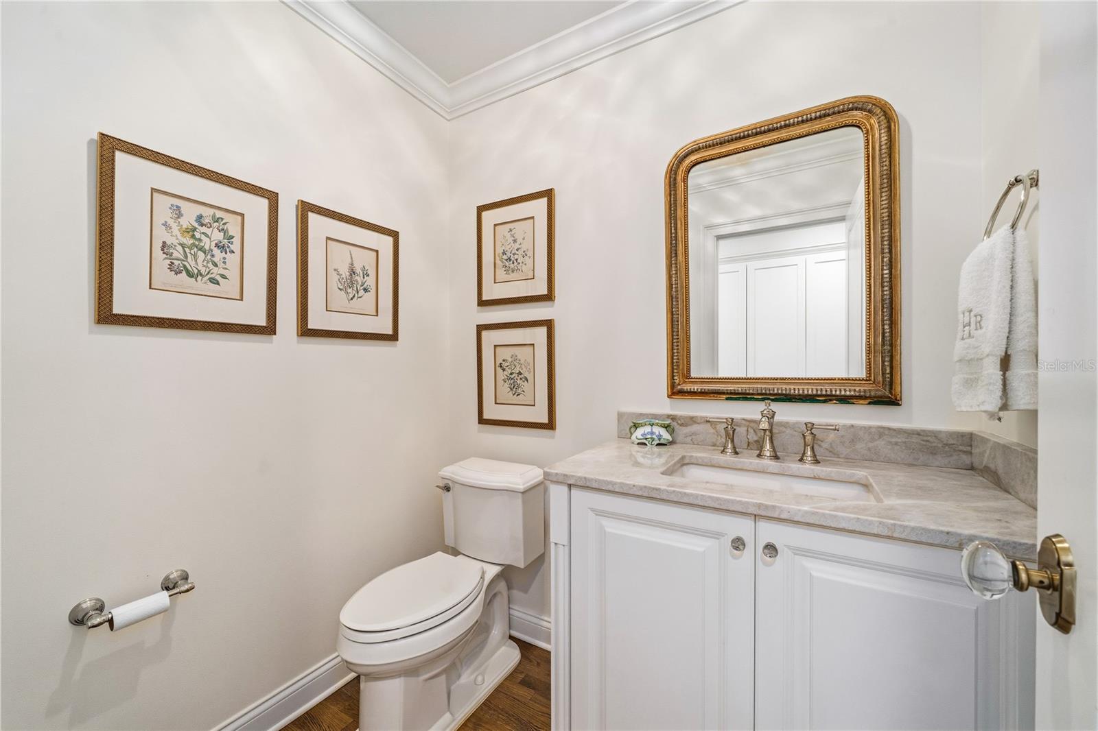 WILLIAMSBURG CONDOMINIUM - Residential