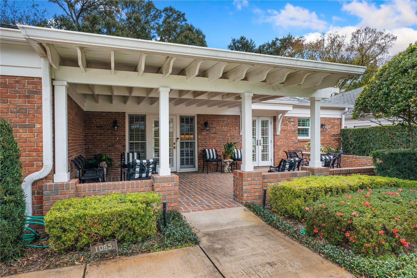 WILLIAMSBURG CONDOMINIUM - Residential