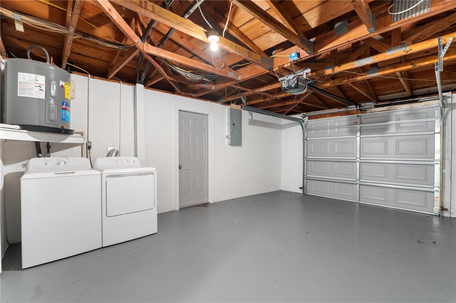 REGENCY PARK - Residential