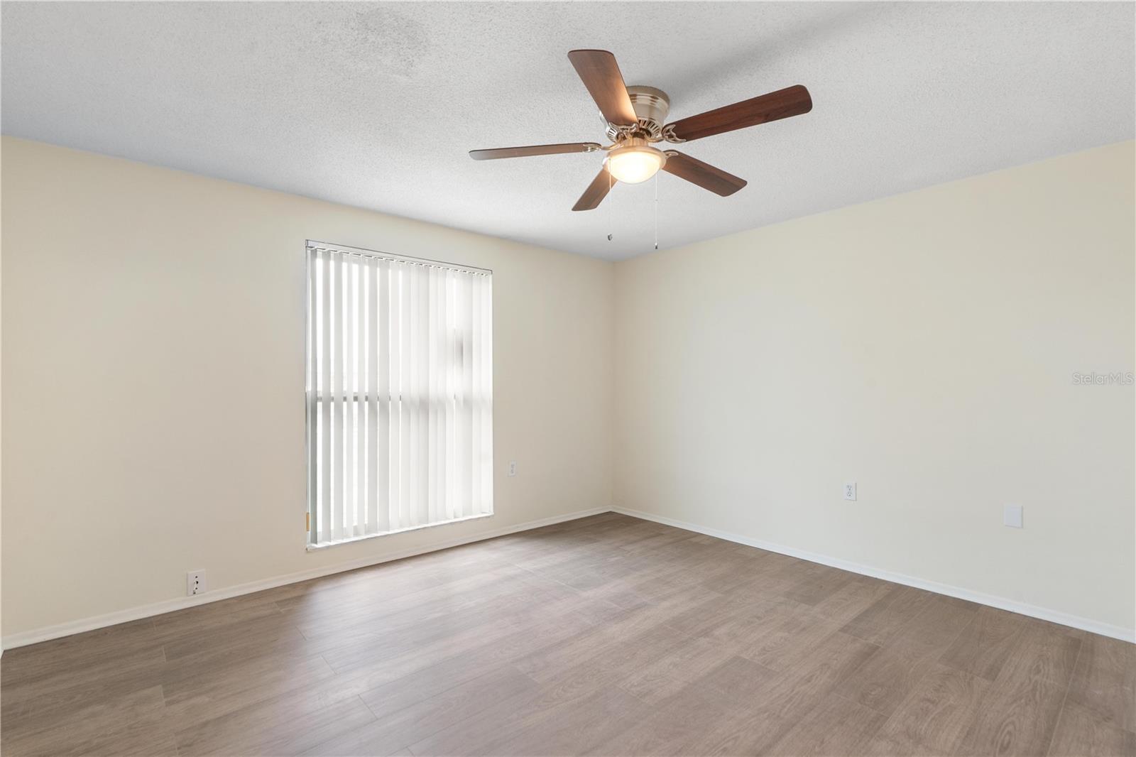 REGENCY PARK - Residential