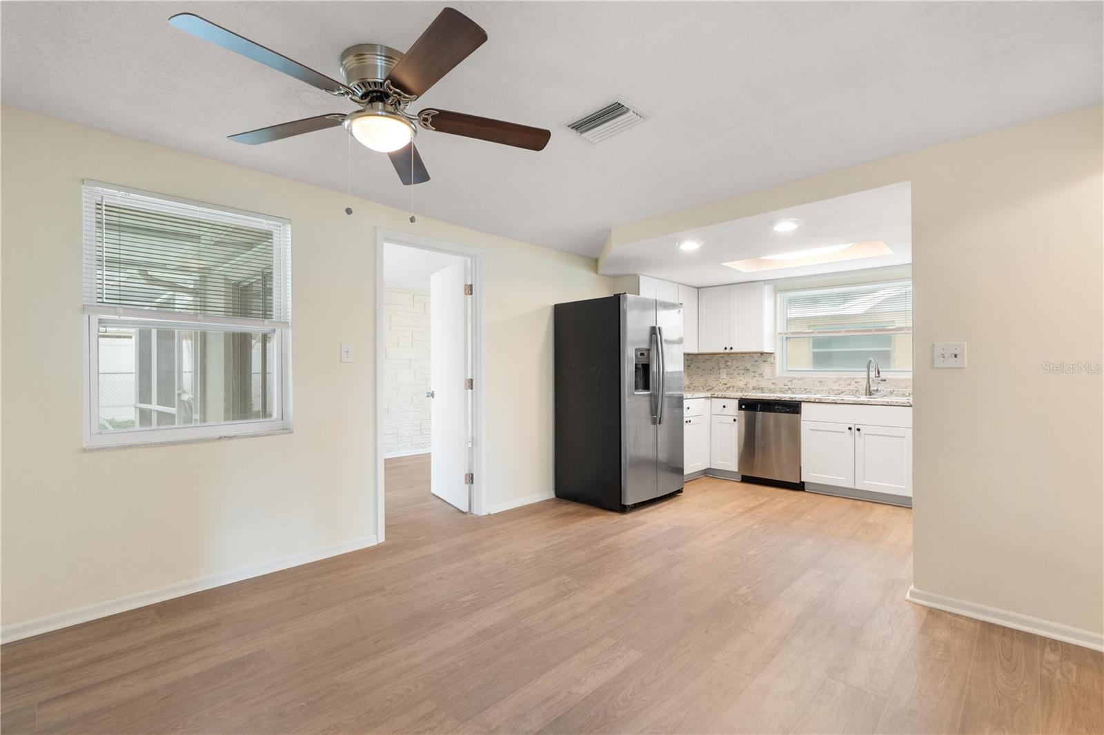 REGENCY PARK - Residential