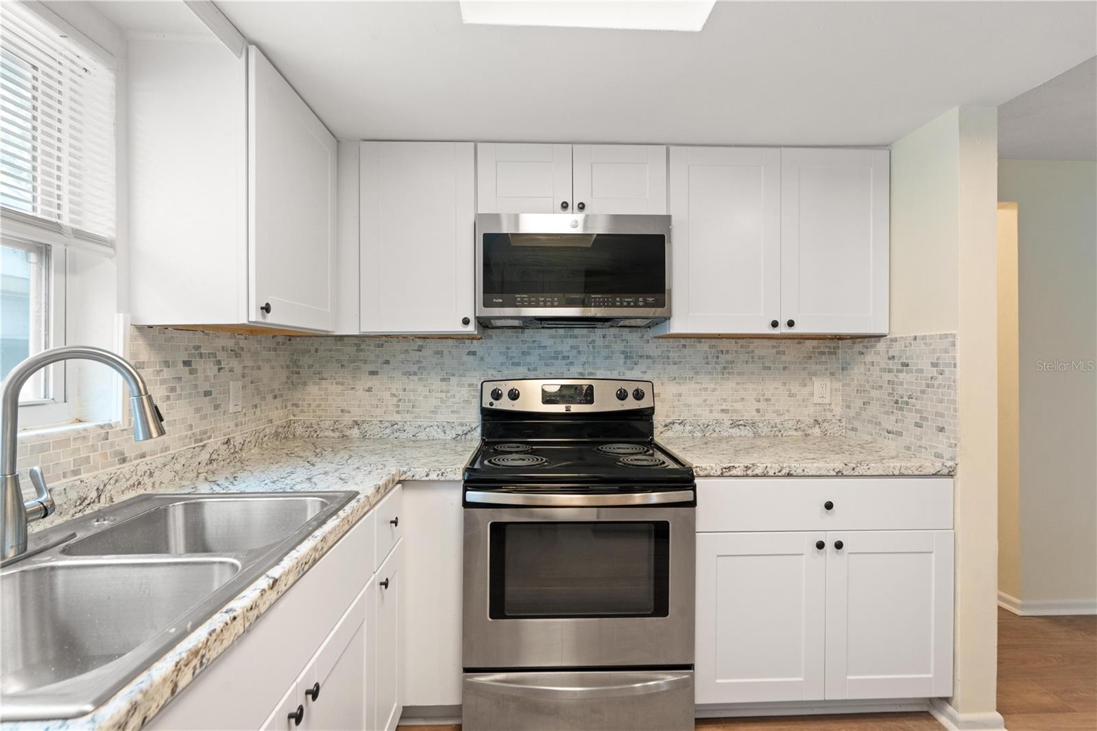 REGENCY PARK - Residential