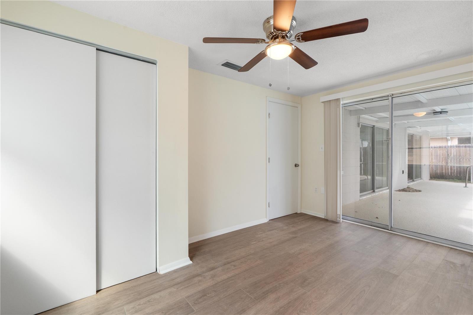 REGENCY PARK - Residential