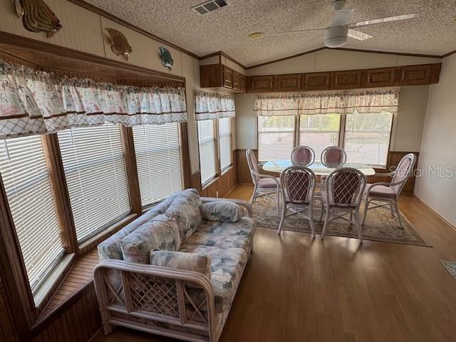 BLUE CYPRESS GOLF & RV RESIDENCE - Residential