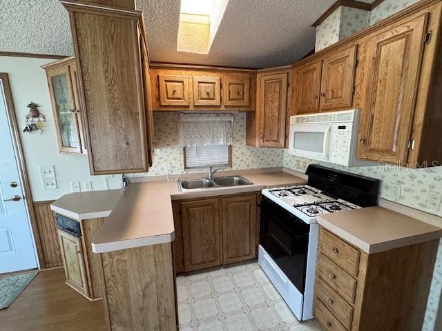 BLUE CYPRESS GOLF & RV RESIDENCE - Residential