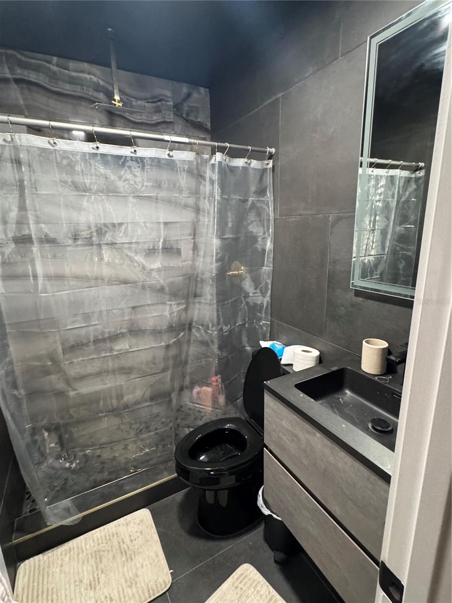 JASMINE LAKES - Residential