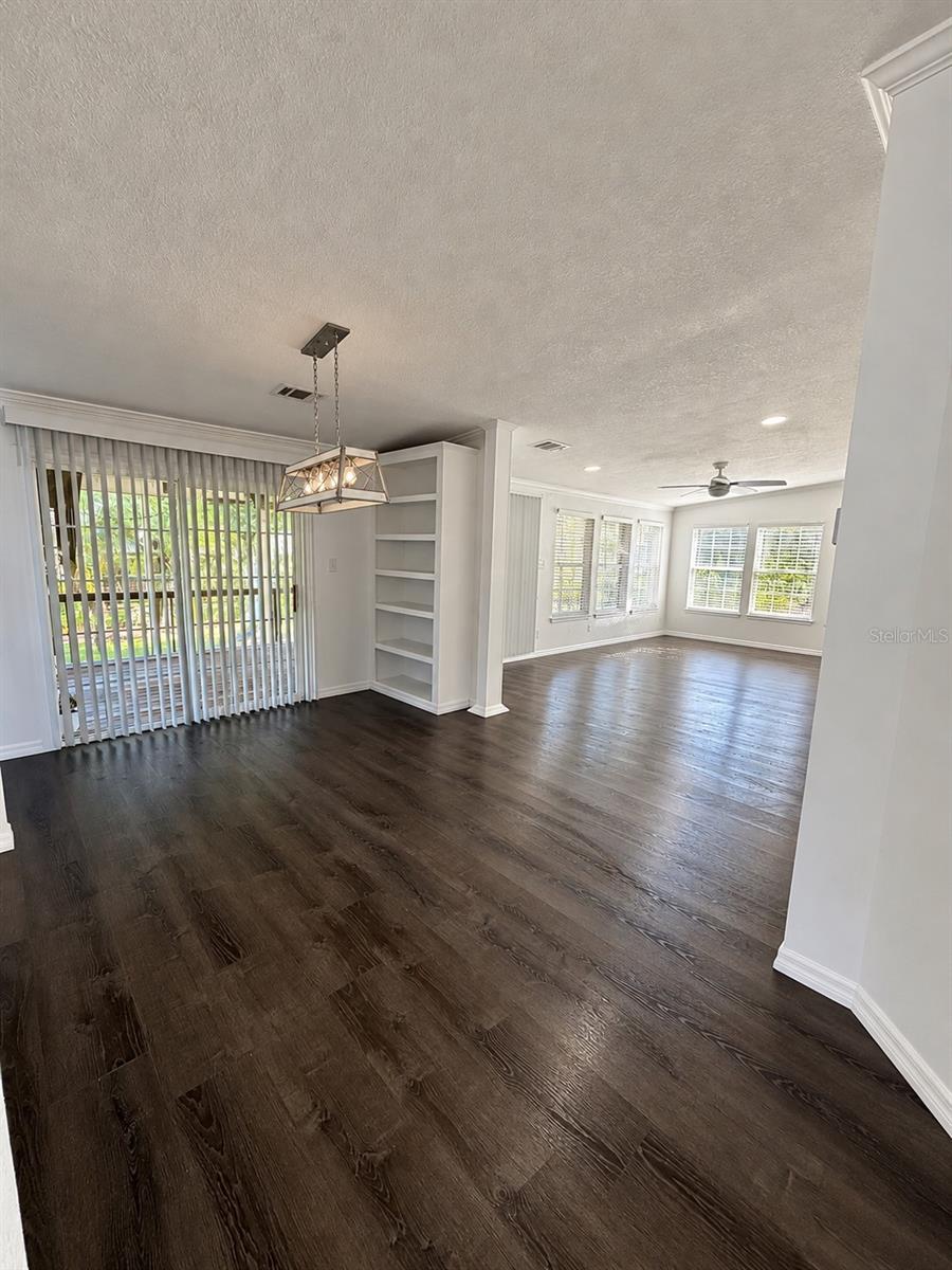 1424 SE PLUM DRIVE