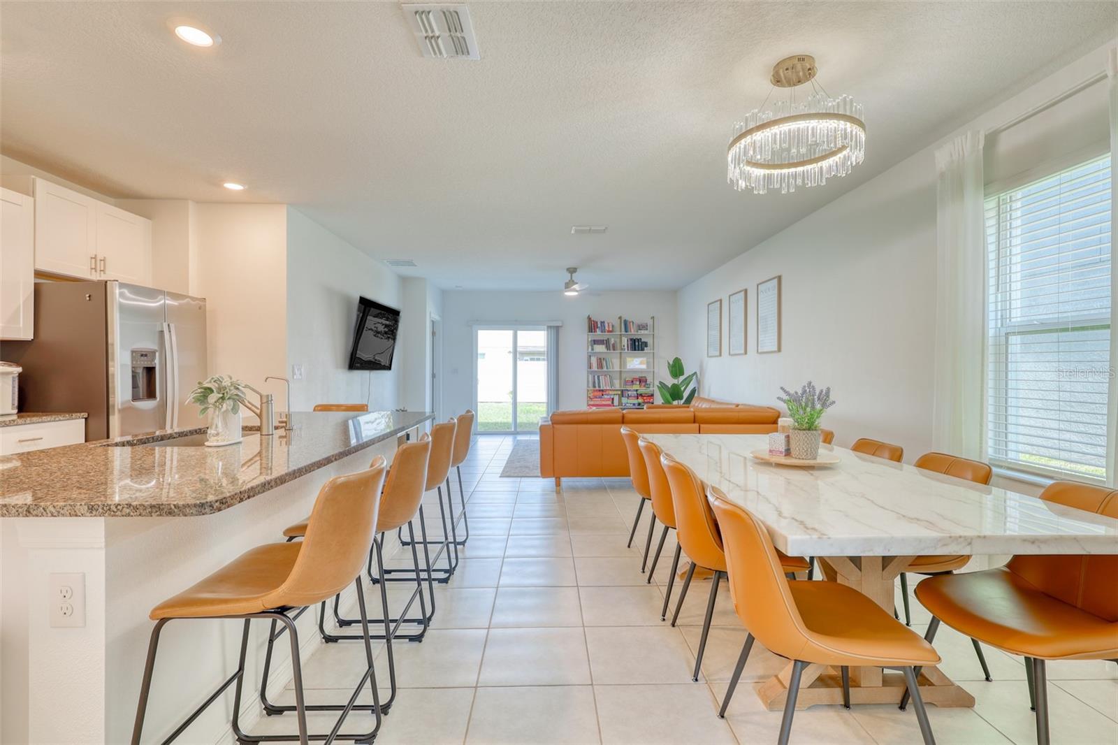 VERANO - Residential Lease