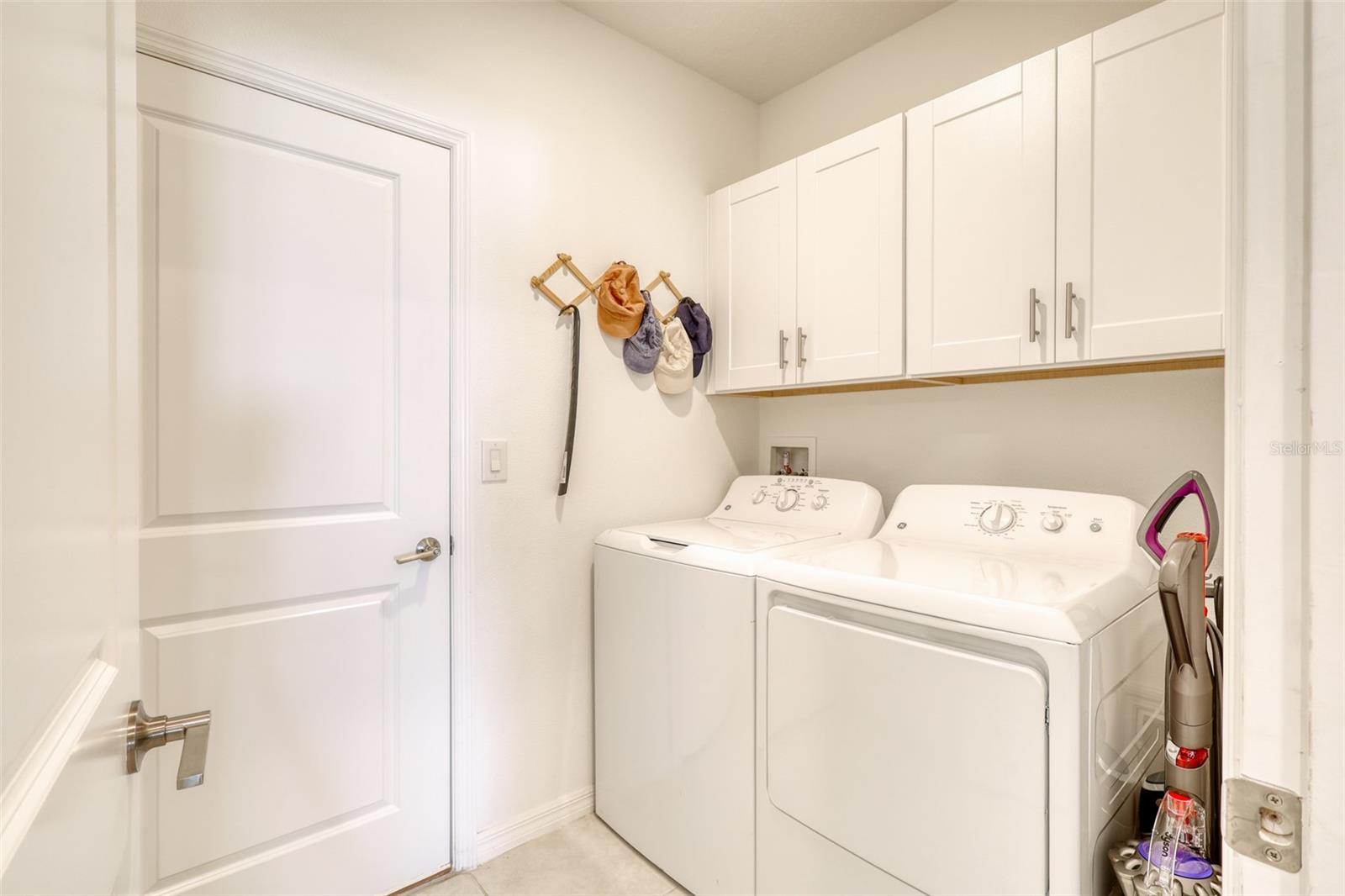 VERANO - Residential Lease