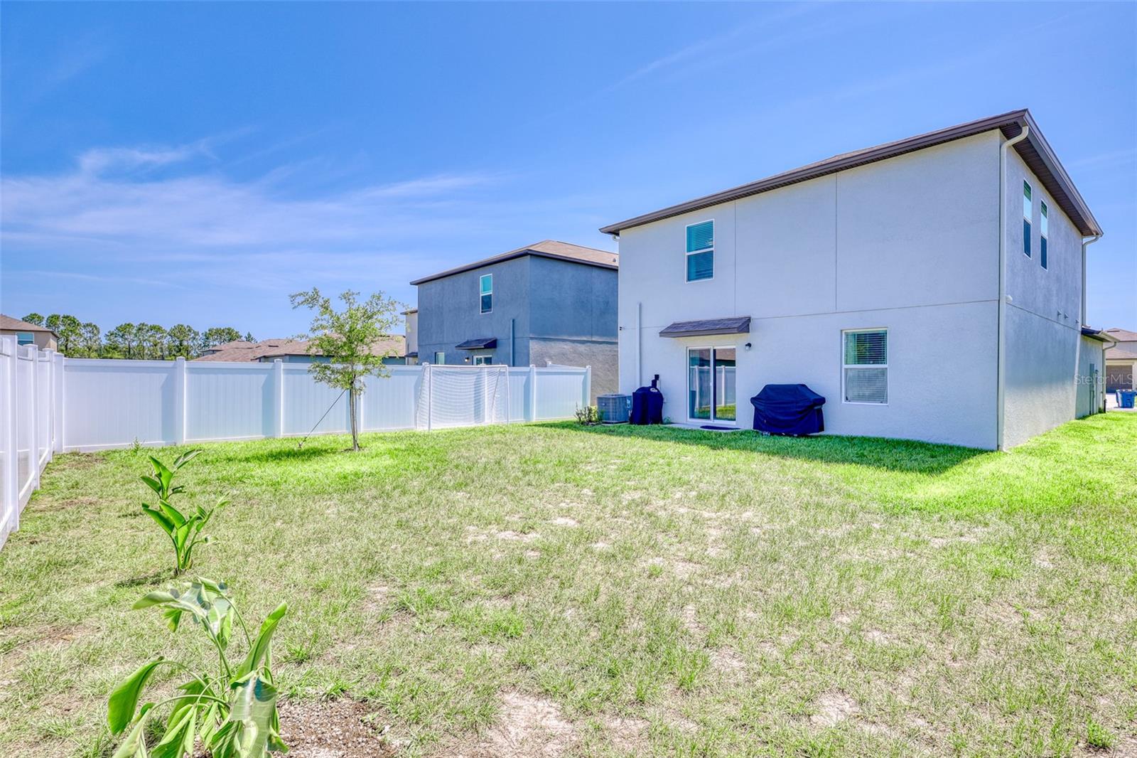 VERANO - Residential Lease