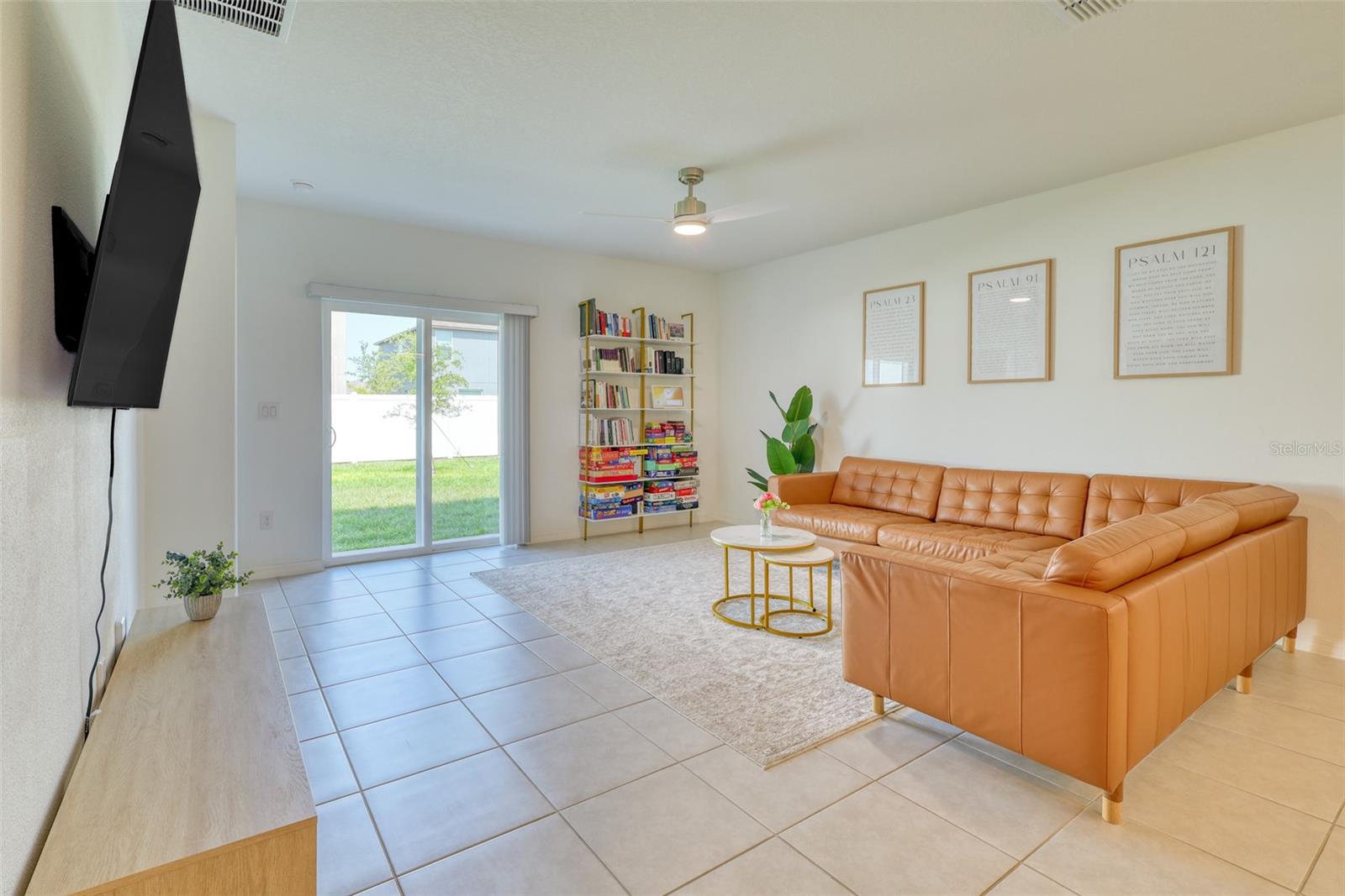 VERANO - Residential Lease