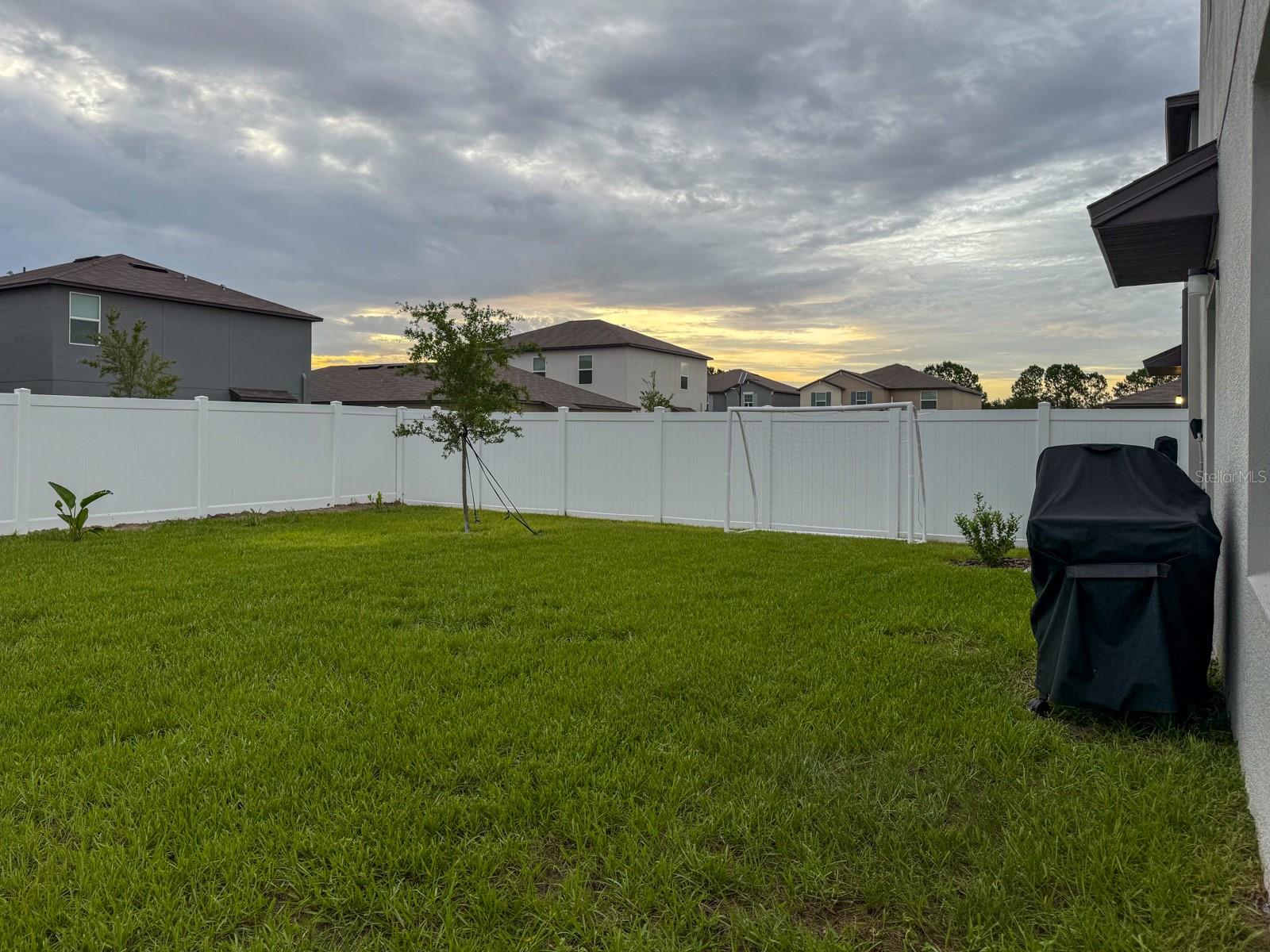 VERANO - Residential Lease