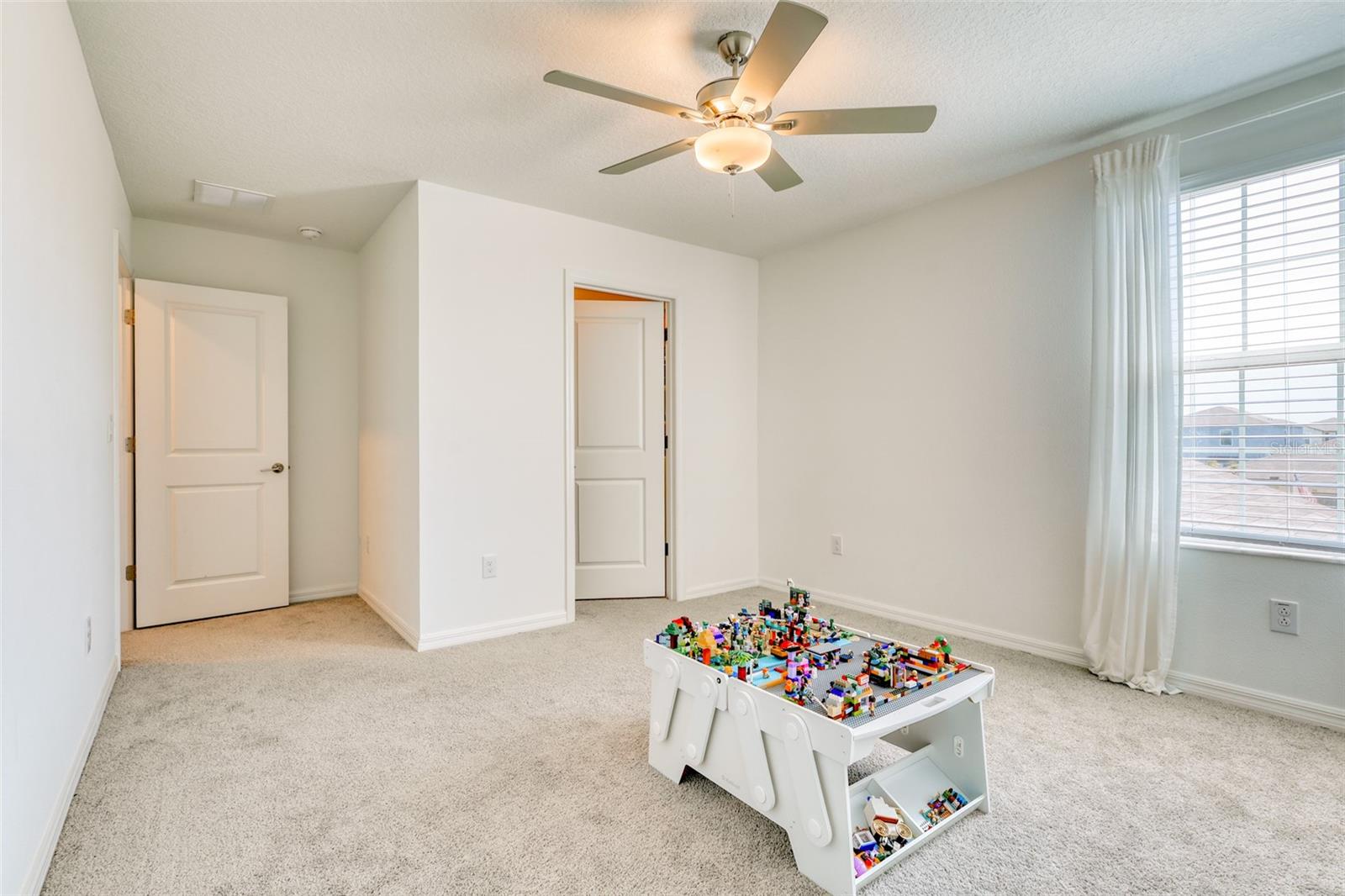 VERANO - Residential Lease