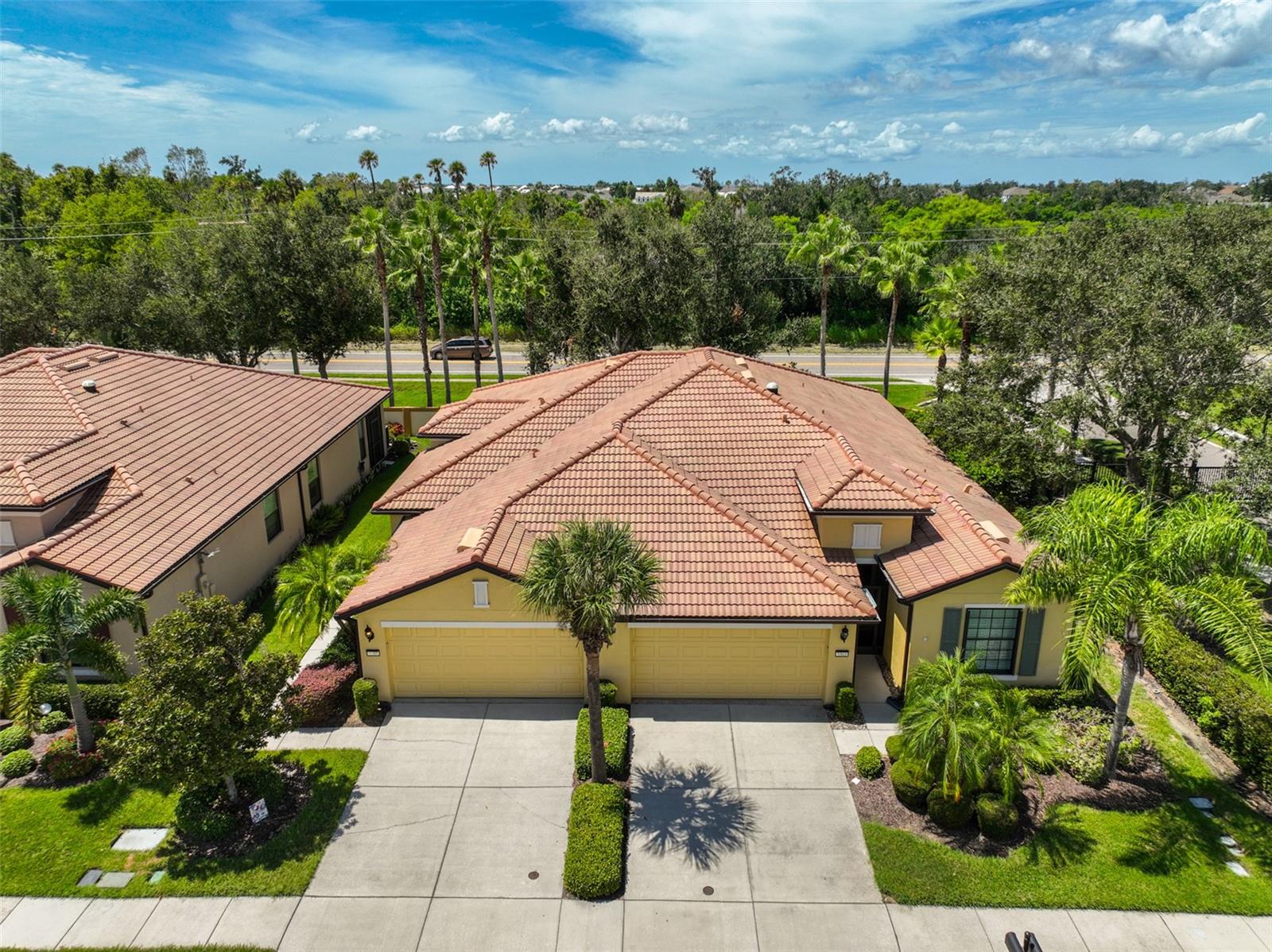 SOUTHSHORE FALLS PH 2 - Residential