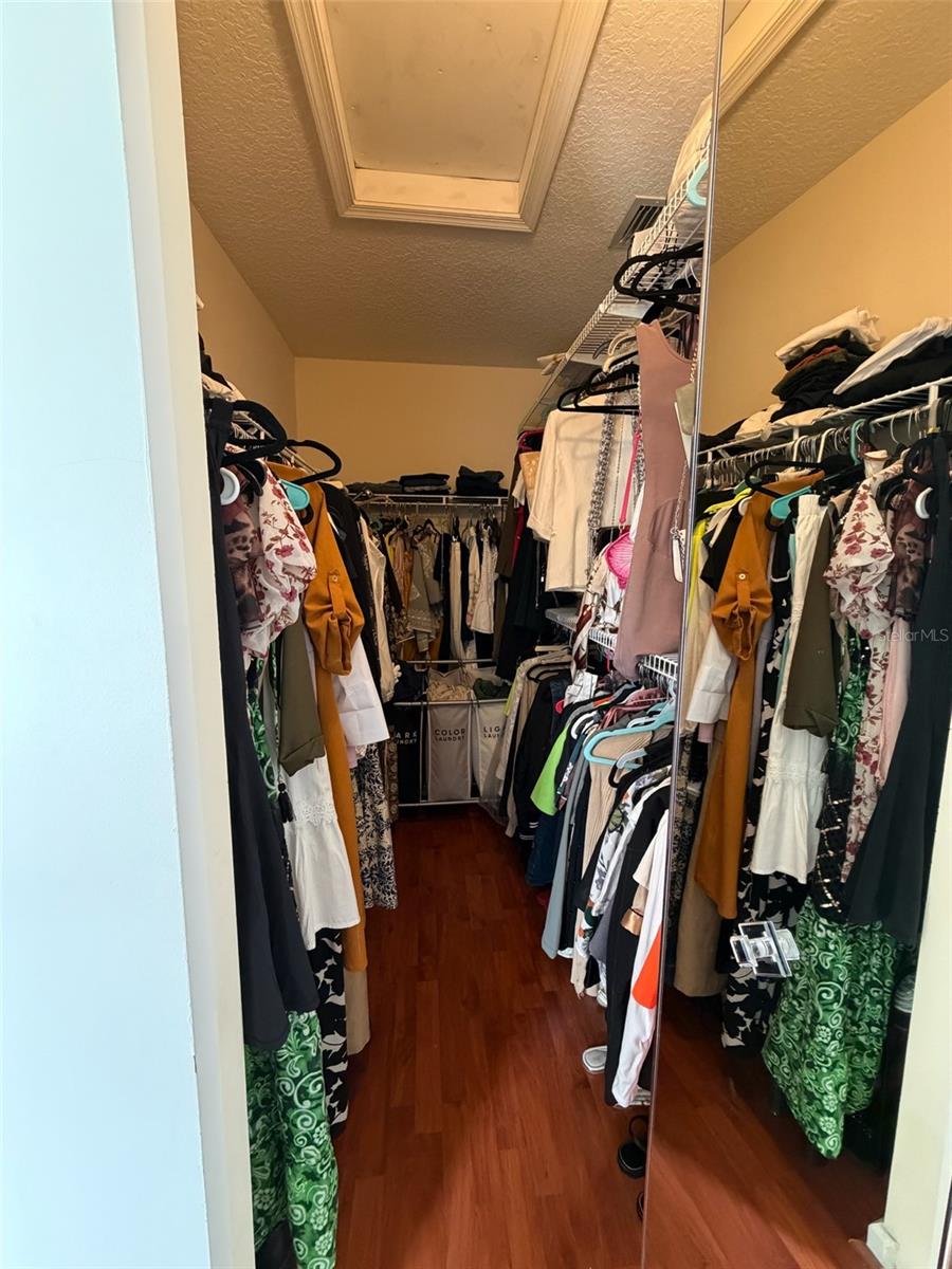 HEFTLER HOMES AT PEMBROKE SHORES - Residential