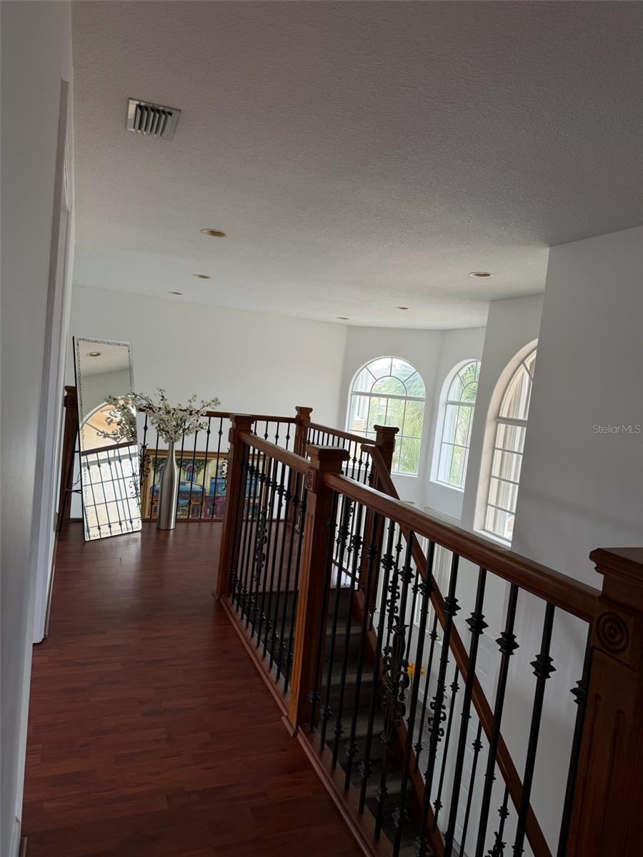 HEFTLER HOMES AT PEMBROKE SHORES - Residential