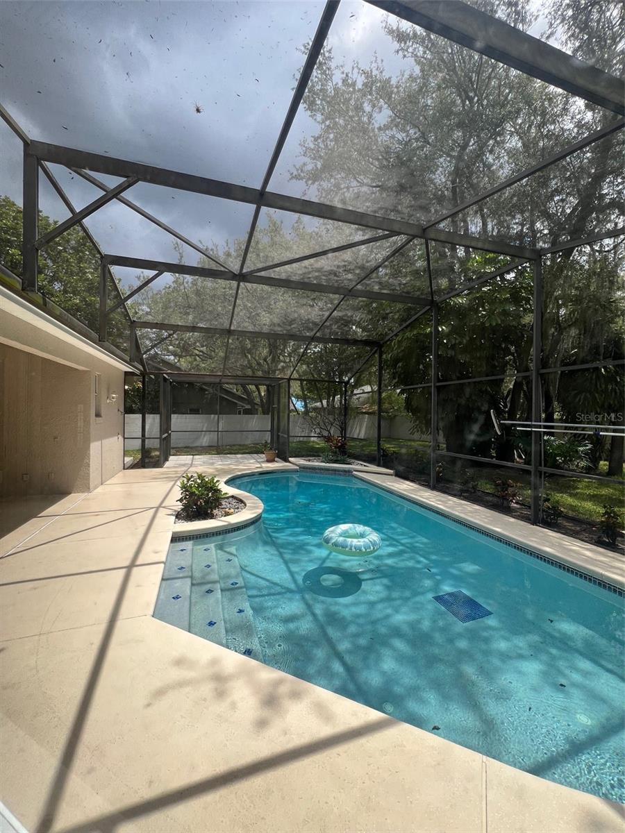 1586 ANTOINETTE COURT