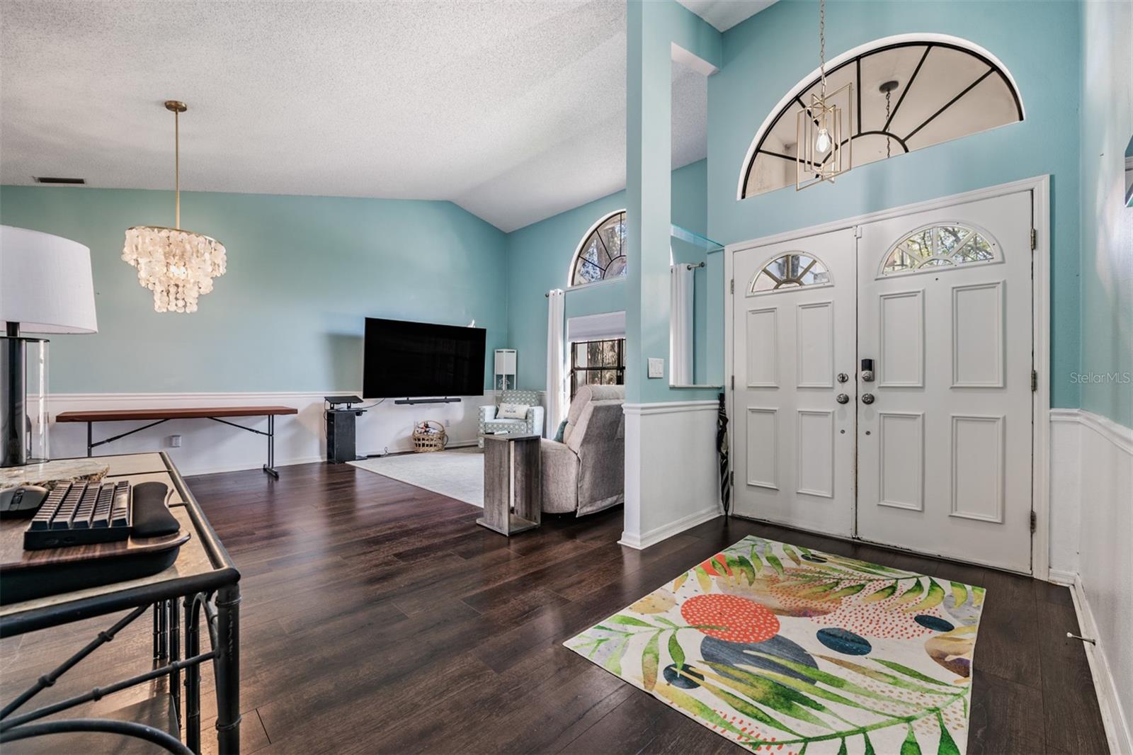 FAIRWAY OAKS - Residential