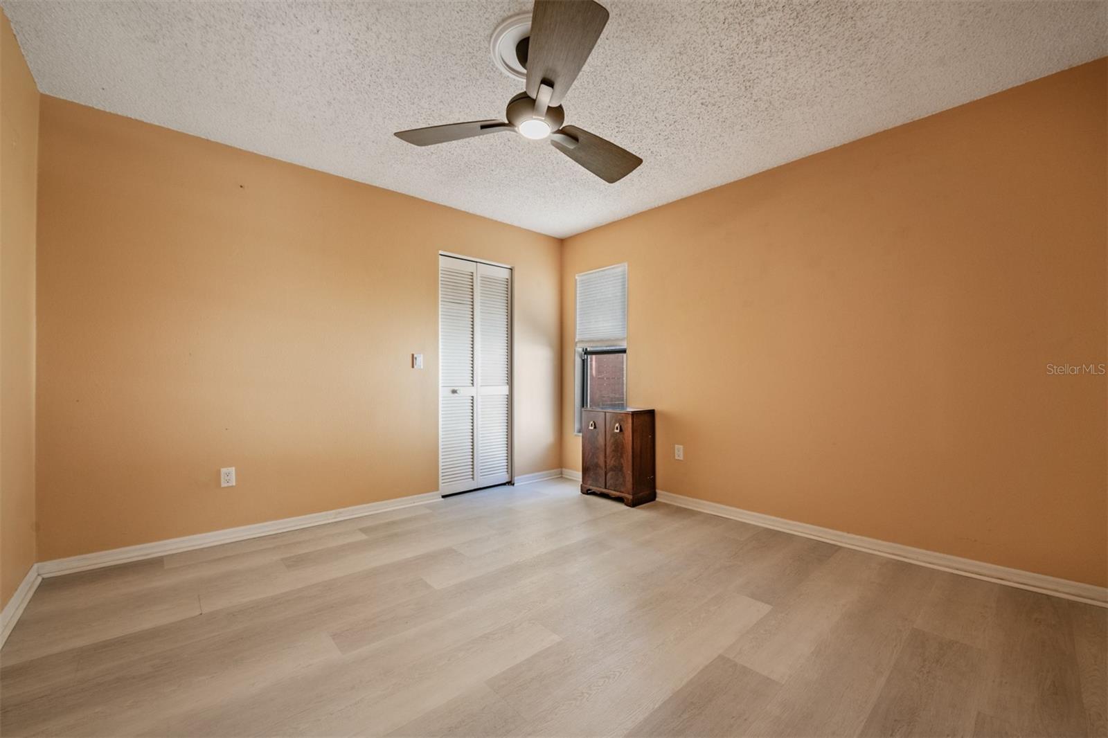 FAIRWAY OAKS - Residential