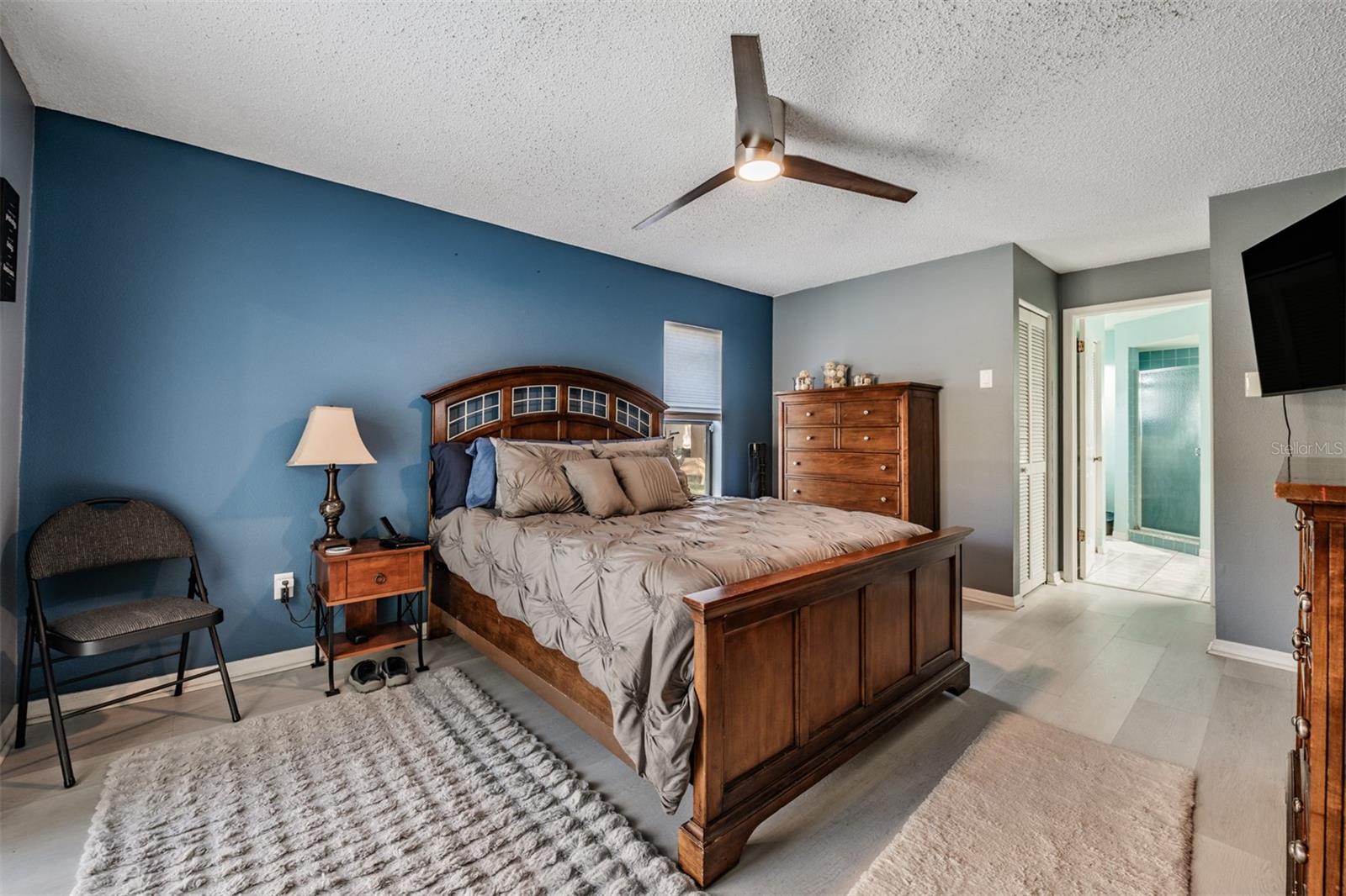 FAIRWAY OAKS - Residential