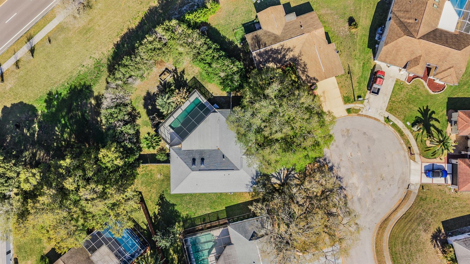 FAIRWAY OAKS - Residential