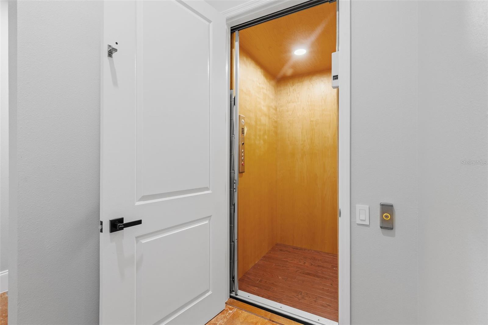 ESTATES AT LIMONA WOODS - Residential